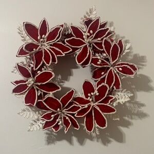 Very Large Festive Red and White Floral Wreath 25 x25